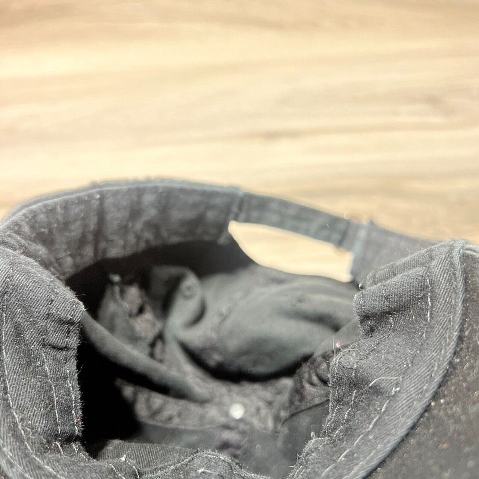 Red Rose Strapback Hat Cap Black One Size Canvas Embroidered Street