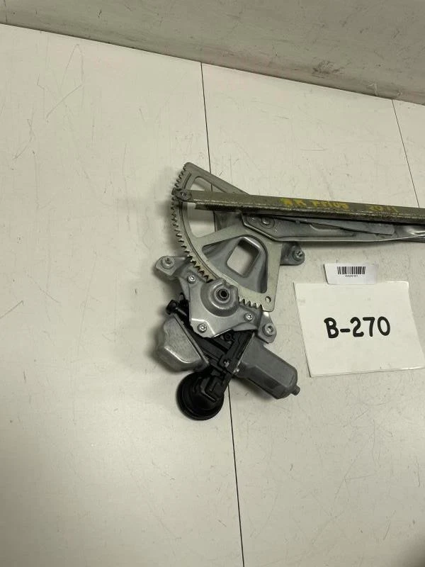 Toyota Prius 2004 2015 regulador de ventana de puerta lateral del pasajero delantero derecho con motor Foto 2 de 4