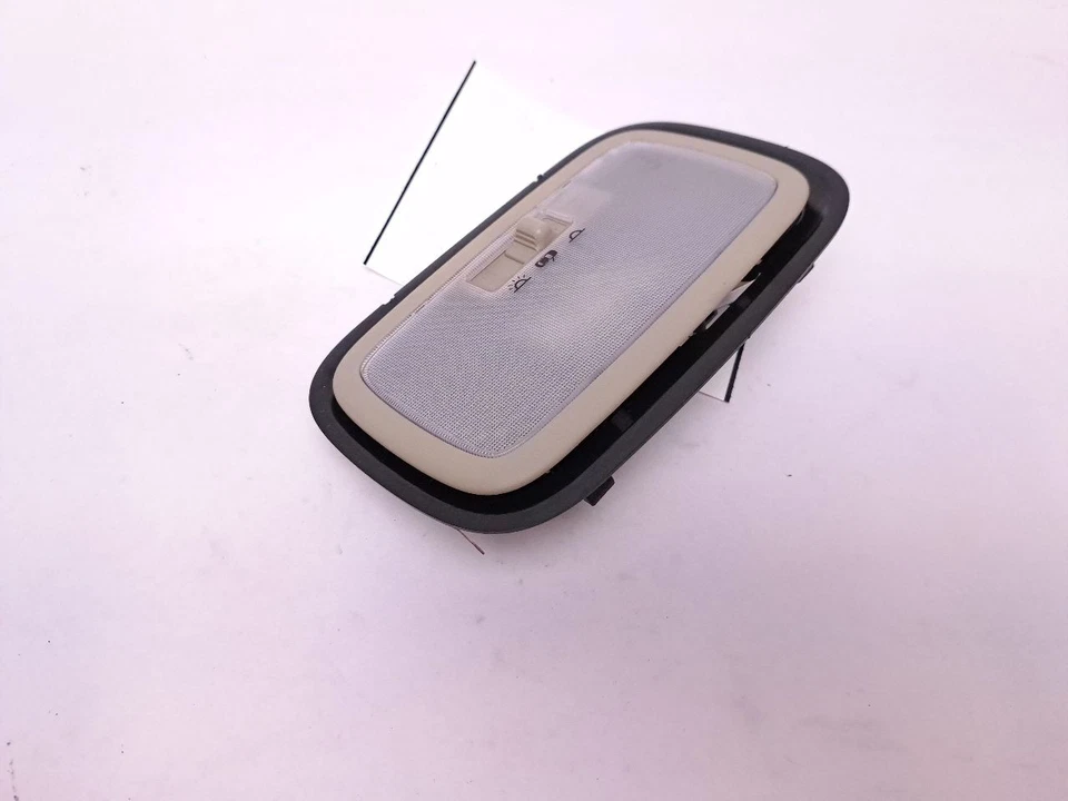 LUZ DOMO TECHO TRASERO para KIA RIO 2012-2017 Foto 3 de 4