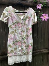 VTG petite lanz rose print dress with lace detail, approx. size 12, USA made