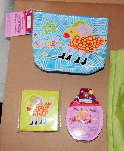 Zodiac Stuff Aries Creatology Canvas Bag Ring Cosmetic Bag Compact Mirror 66K - Picture 3 of 3