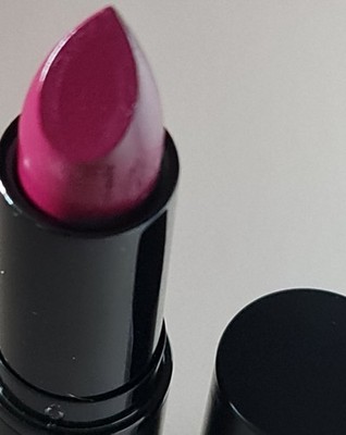 CYO Colour Nutrition Feuchtigkeitsspendender Lippenstift Keep 'Em Keen Lippenstift ~ Brandneu!