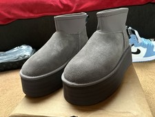 UGG Australia Women's Classic