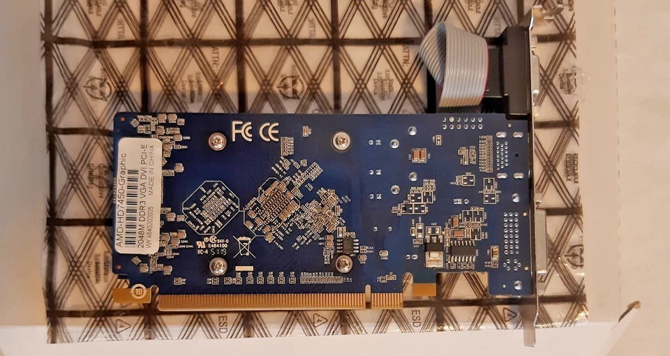 AMD HD 7450, 2GB DDR3 ,HDMI VGA,DVI, PCIE, HALF HEIGHT CARD, BRACKETS INCL. NEW - Image 3 of 4