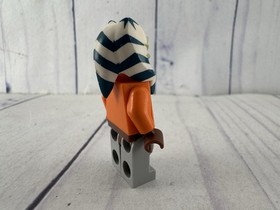 Lego Star Wars ~ Ahsoka Tano (Padawan) - Tube Top and Belt (SW0192) ~ #7751 8037
