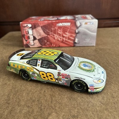 Action 1/24 Dale Jarrett #88 UPS Arnold Palmer Tribute 2004 Diecast Car w/ Box