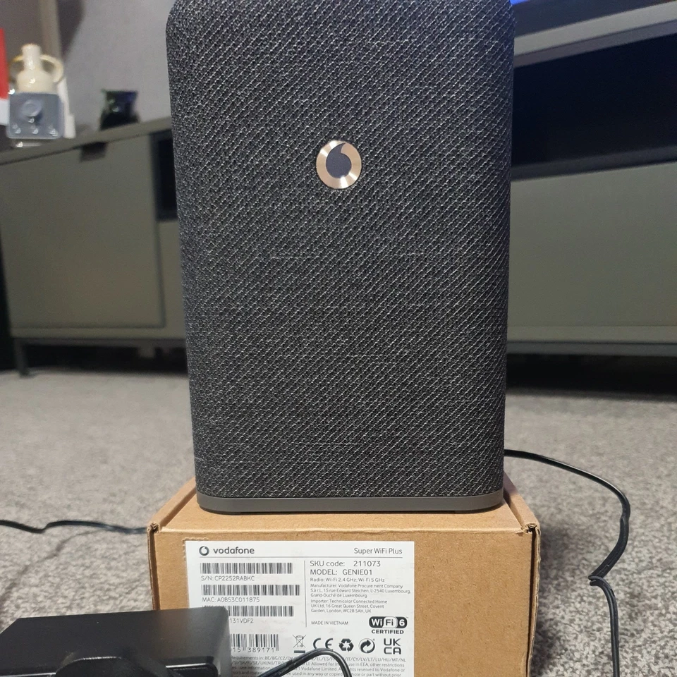 Vodafone Super Wi-Fi Plus Booster with Power Lead Model GENIE01 - Image 4 of 4