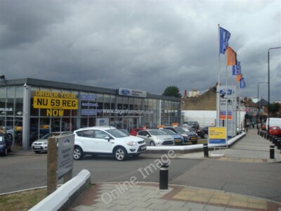 Foto 6x4 Autohaus, Plaistow Road, London E13 West Ham\/TQ4083 um 2009