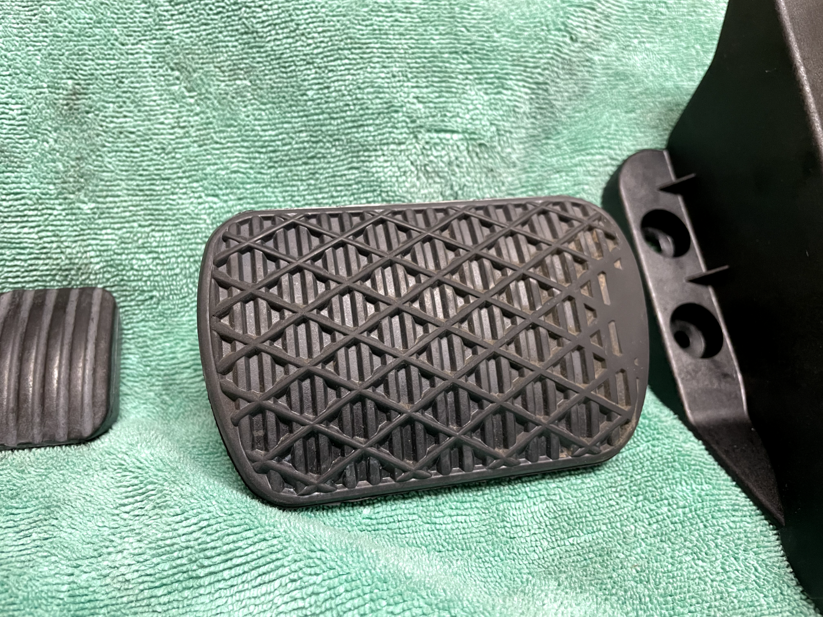 OEM Mercedes Benz C Class Gas Pedal Set Accelerator throttle 