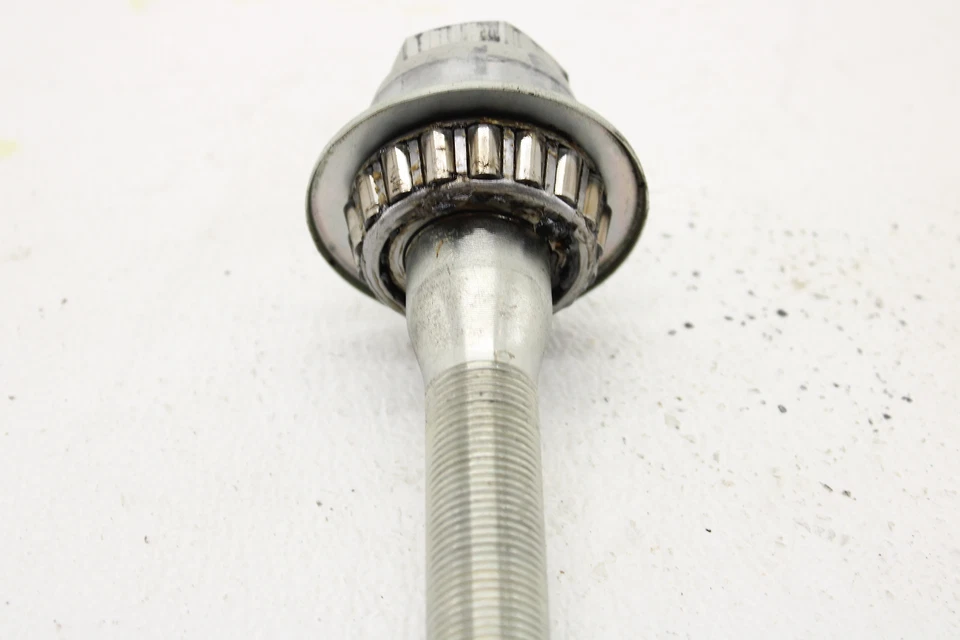 14-23 Harley-Davidson Road Glide Horquilla Vástago de dirección Perno Foto 3 de 4