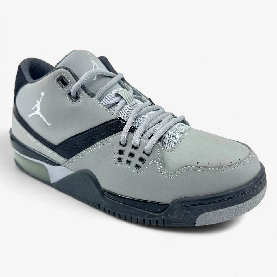 Tênis esportivo masculino Jordan Flight 23 cinza lobo platina pura preto - Imagem 2 de 4