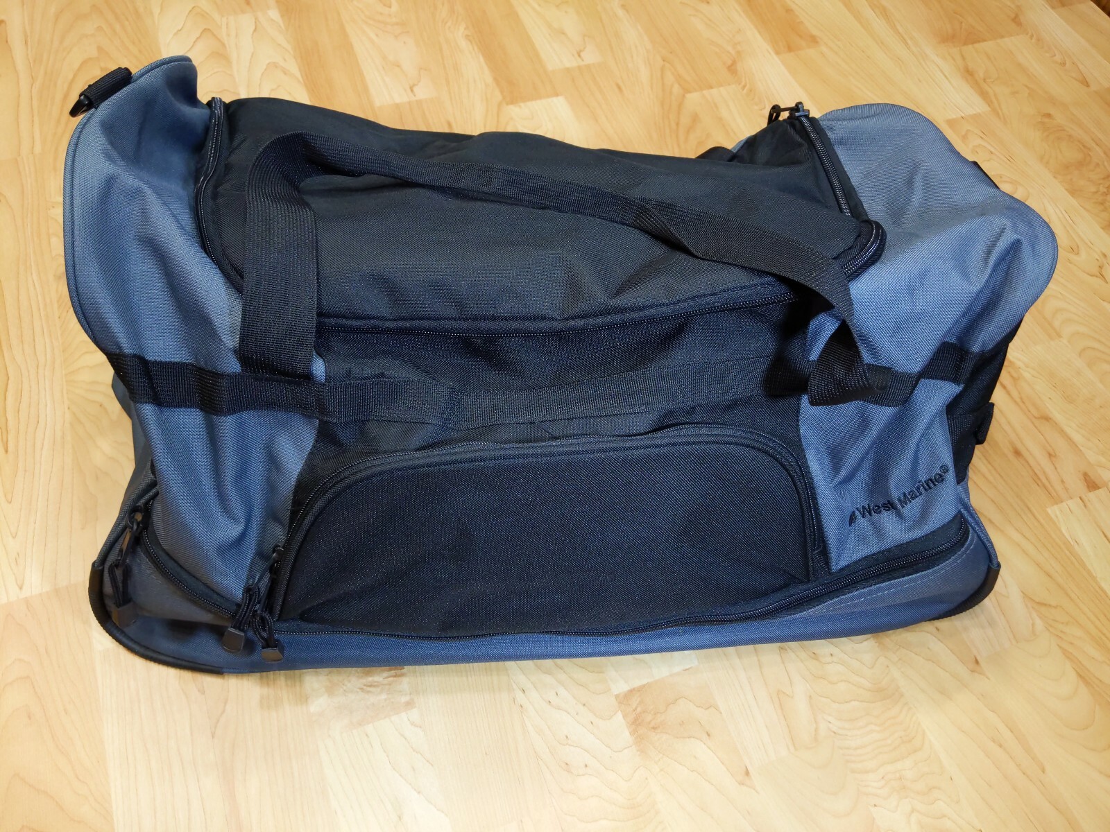 West Marine Gray Black Travel Gym Duffle Carry On Bag… Gem