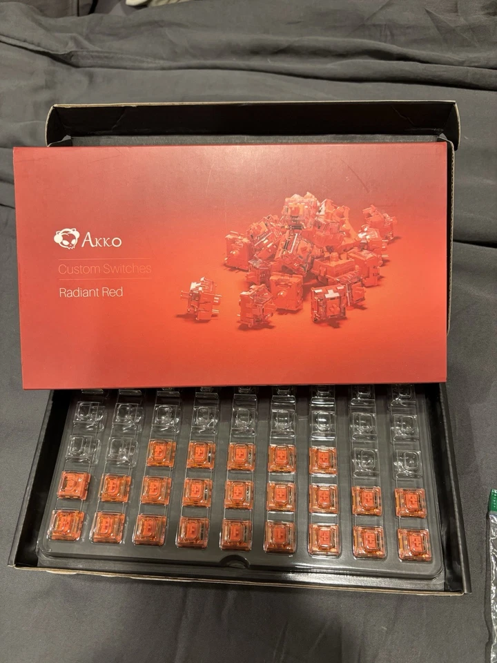 Gamakay LK67 Custom Mechanical Keyboard Kit with Keycaps and Switches - READ DSC - Image 3 of 4