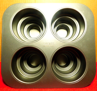 Chicago Metallic~Professional Heavy Duty Mini Multi Tier Cake - Main Image