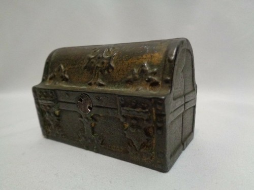 Cast Iron Pirate Treasure Chest Still Coin Bank Small Size - Picture 6 of 12