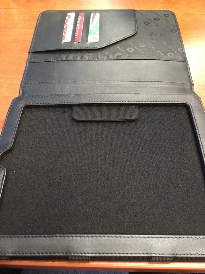 Sheaffer Leather/Nylon iPad Case with Credit Card Slots - Image 2 of 4