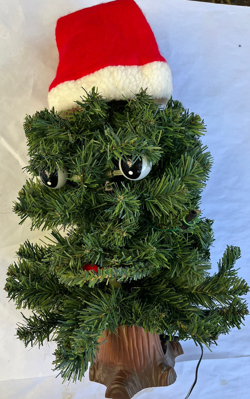 VTG Douglas Fir Talking Christmas Tree Gemmy Motion Activated Animated