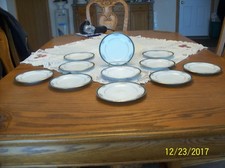 Noritake Poreclain Landon Pattern 4111 Floral & Leaves 11 Bread & Butter Plates