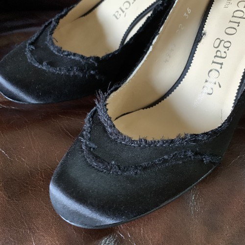 Pedro Garcia black satin round toe pumps 36 - Picture 2 of 6