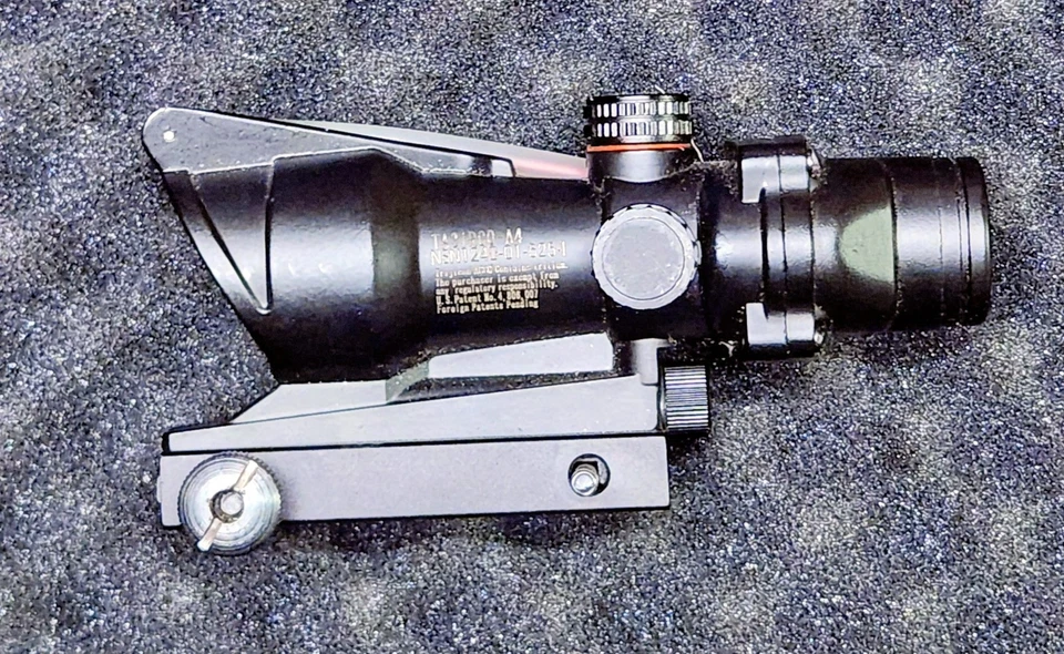 Mira telescópica Trijicon ACOG 4x32 RCO USMC rifle óptica de combate TA31RCO-A4 Foto 2 de 4