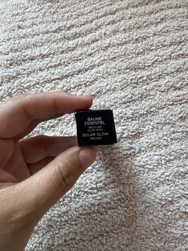 CHANEL BAUME ESSENTIEL Barra Brillante Multiuso En ROSA CARA OJOS LABIOS NUEVO EN CAJA - Imagen 4 de 6