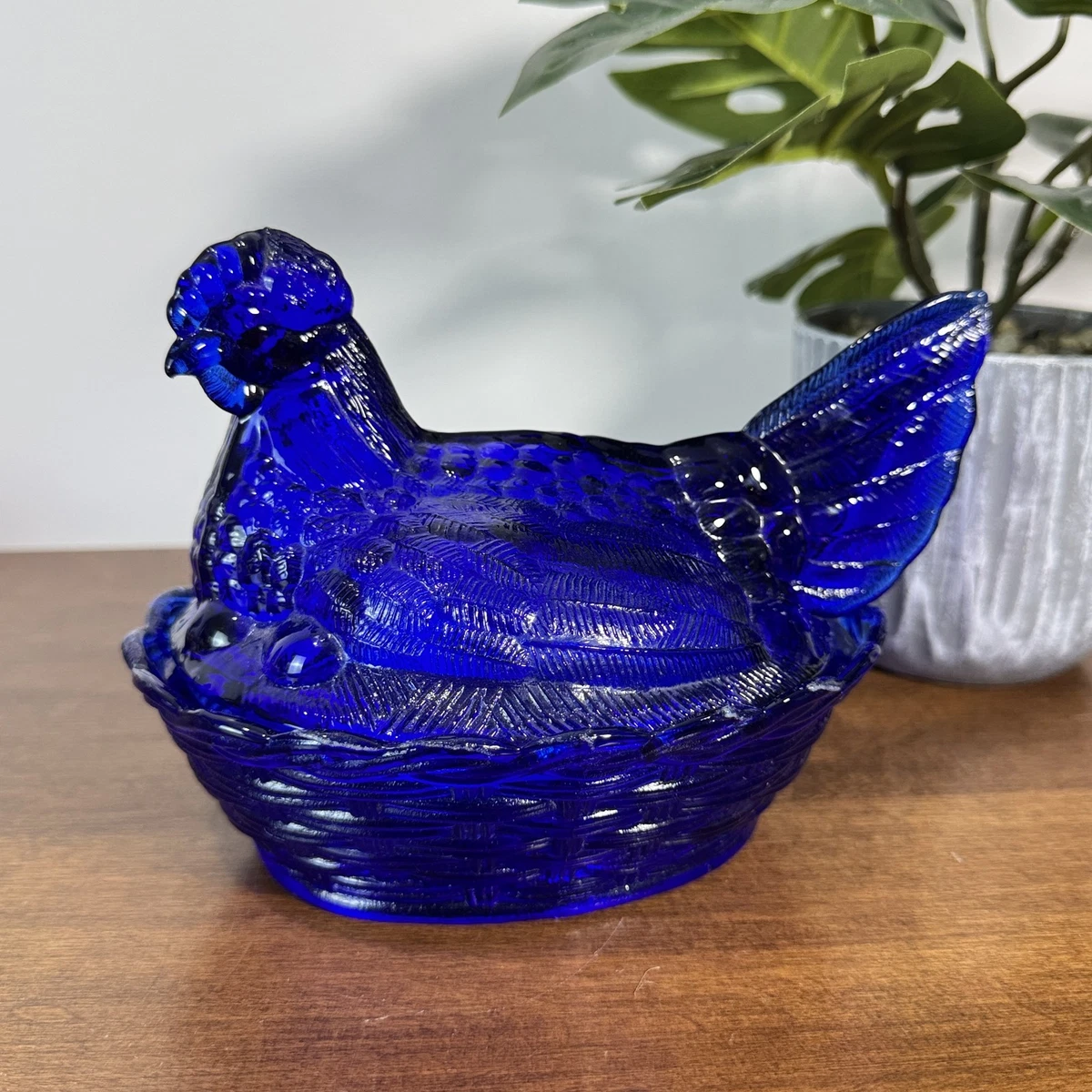 Hen On Nest | eBay