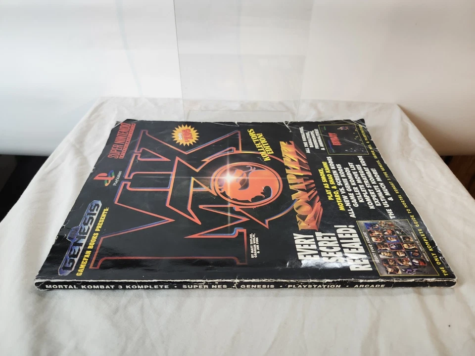 Mortal Kombat 3 Komplete PS1 SNES Genesis Gamefan Books Strategy Guide - Image 4 of 4