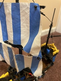 LEGO Pirates: Caribbean Clipper (6274)