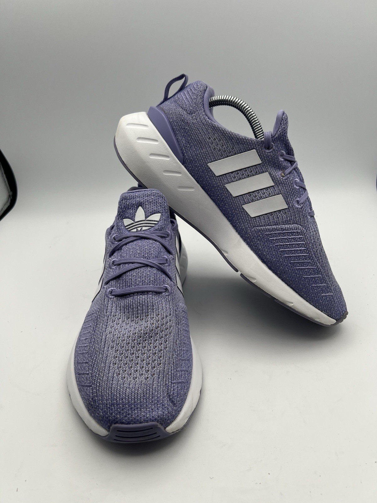 ADIDAS Originals SWIFT RUN 22 Women's Size 6 Sneakers  Dust Purple/White