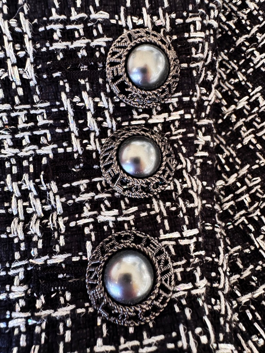 CHANEL 19P TWEED PEARL CC BUTTONS BLACK SILVER JACKET 42 | eBay