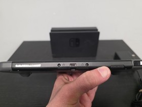 Nintendo Switch V2 HAC-001(-01) Console Gray Joy-Con with Dock & Charger Tested