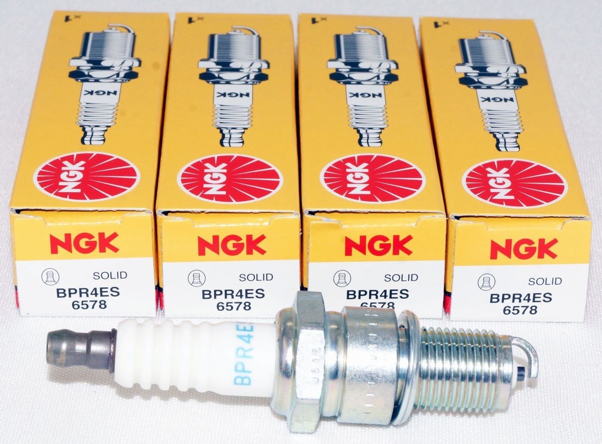 4 Pack Genuine NGK 6578 Standard Spark Plugs BPR4ES for Classic GM  Mopar Cars