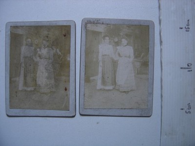 Foto 2 FRAUEN HANDHALTEND Fotografie