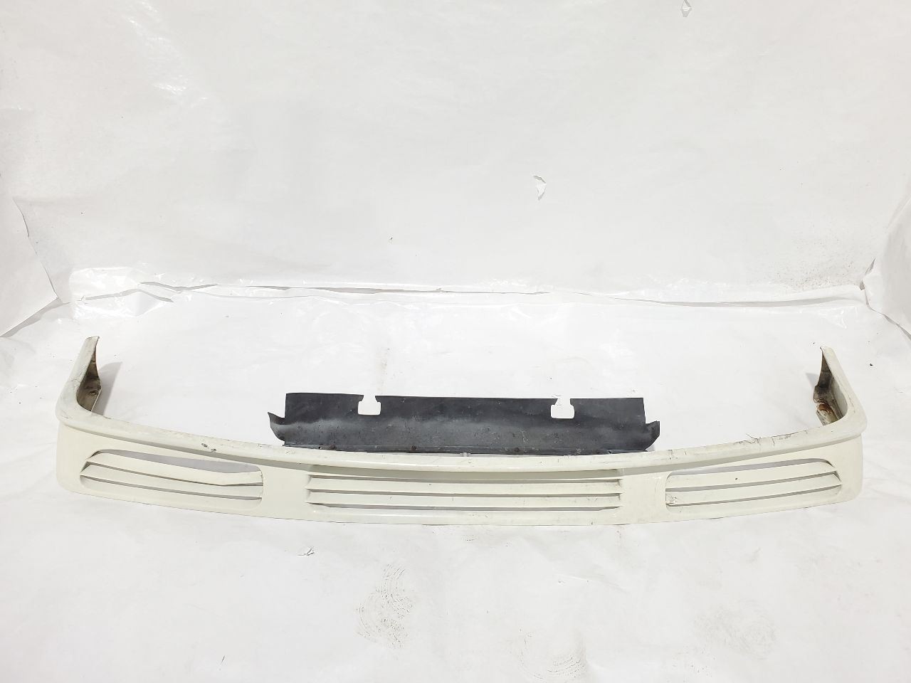 Bentley Turbo R 1990 Front Bumper White