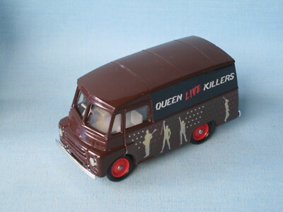 Lledo Morris LD Delivery Van Queen Live Killers Roger Taylor Model Boxed 80mm S