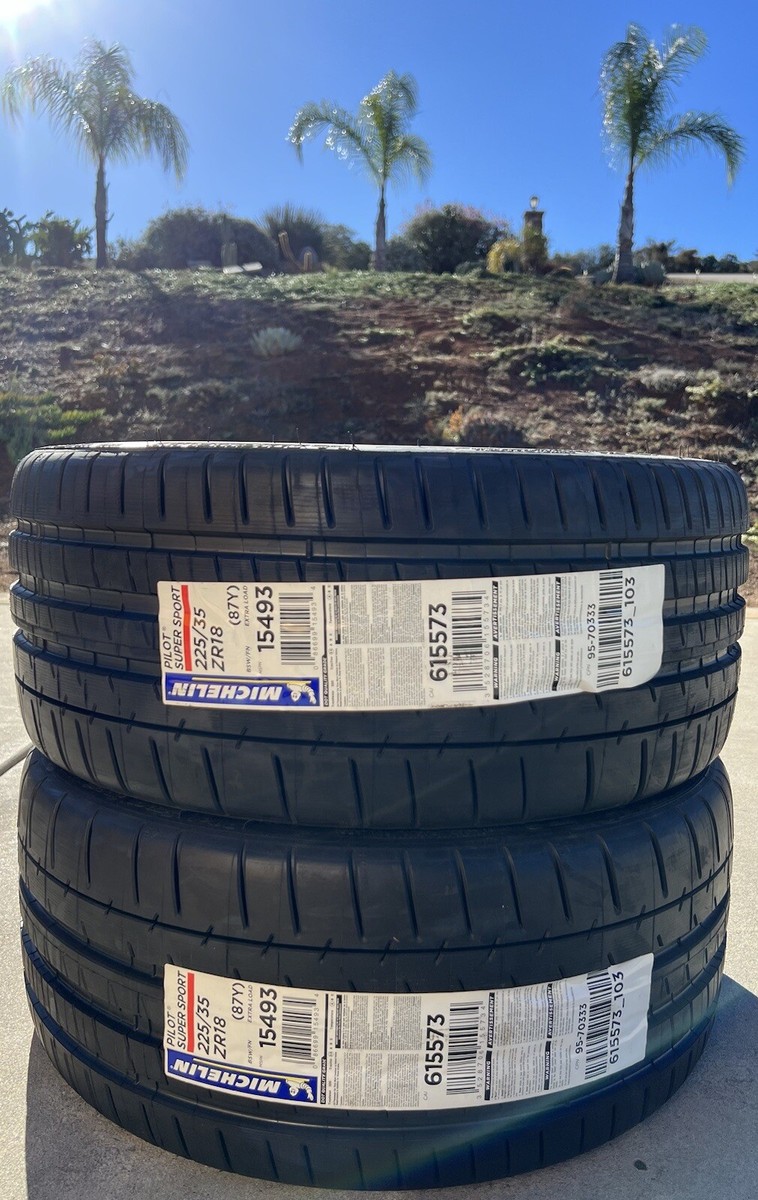 Set of TWO BRAND NEW 225/35ZR18 Michelin Pilot Super Sport Tires