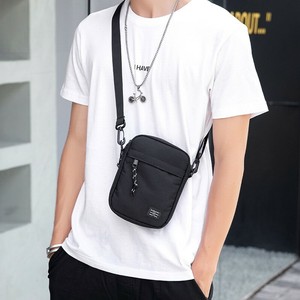 simple black shoulder bag