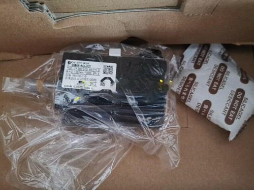 New Yaskawa SGMAV-A5A3AB1 Servo Motor fedex or DHL - Picture 2 of 10