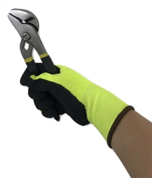 Lote Guantes de Trabajo de Jardín Safeguard Visibles Tejidos Verdes Látex Recubiertos de Palma Nylon Foto 2 de 3