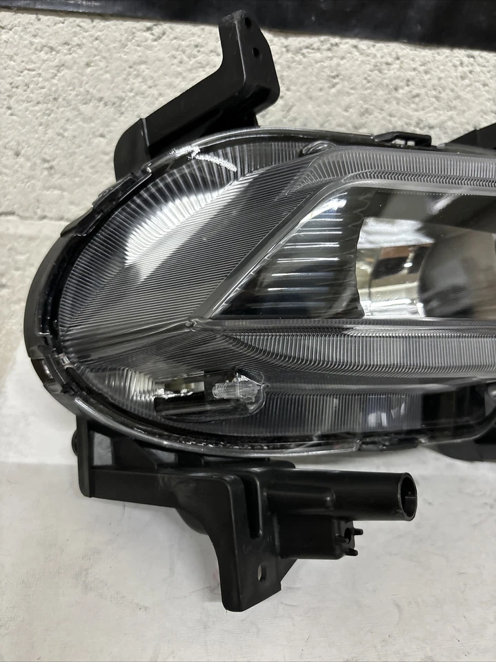 NUEVO conjunto de luces antiniebla diestro/paso para Hyundai Santa Fe artículo # 835 Foto 3 de 4