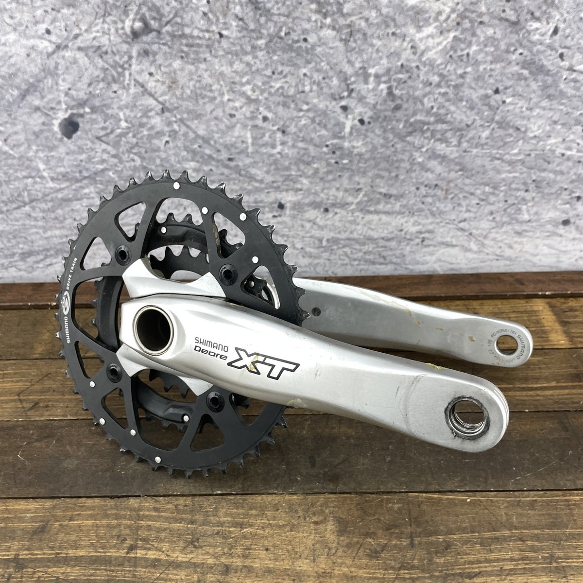 Shimano Deore XT FC-M760 M761 Crankset 175mm 3x9 Speed with