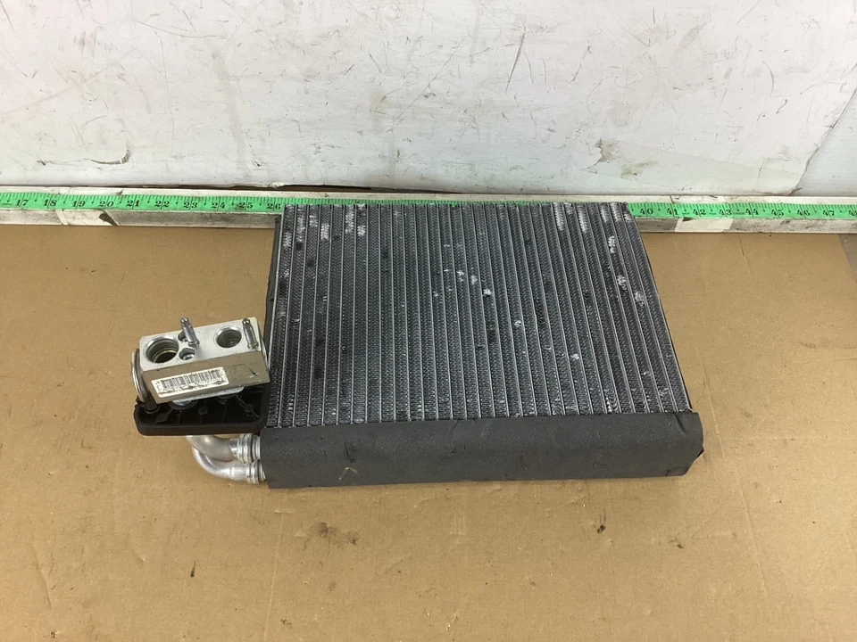 2013-2016 Mercedes Benz GL450 Ac A/C Evaporator Core Radiator T1012571QC OEM - Image 4 of 4