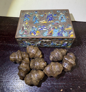 Rare Antique/ Vtg. Chinese Box of Agarwood Nugget Beads