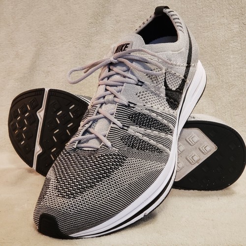 flyknit trainer pale grey