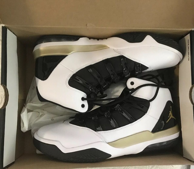 Air Jordan Max Aura AQ9084-107 White Metallic Gold Black Mens Size 11 NEW In Box | eBay