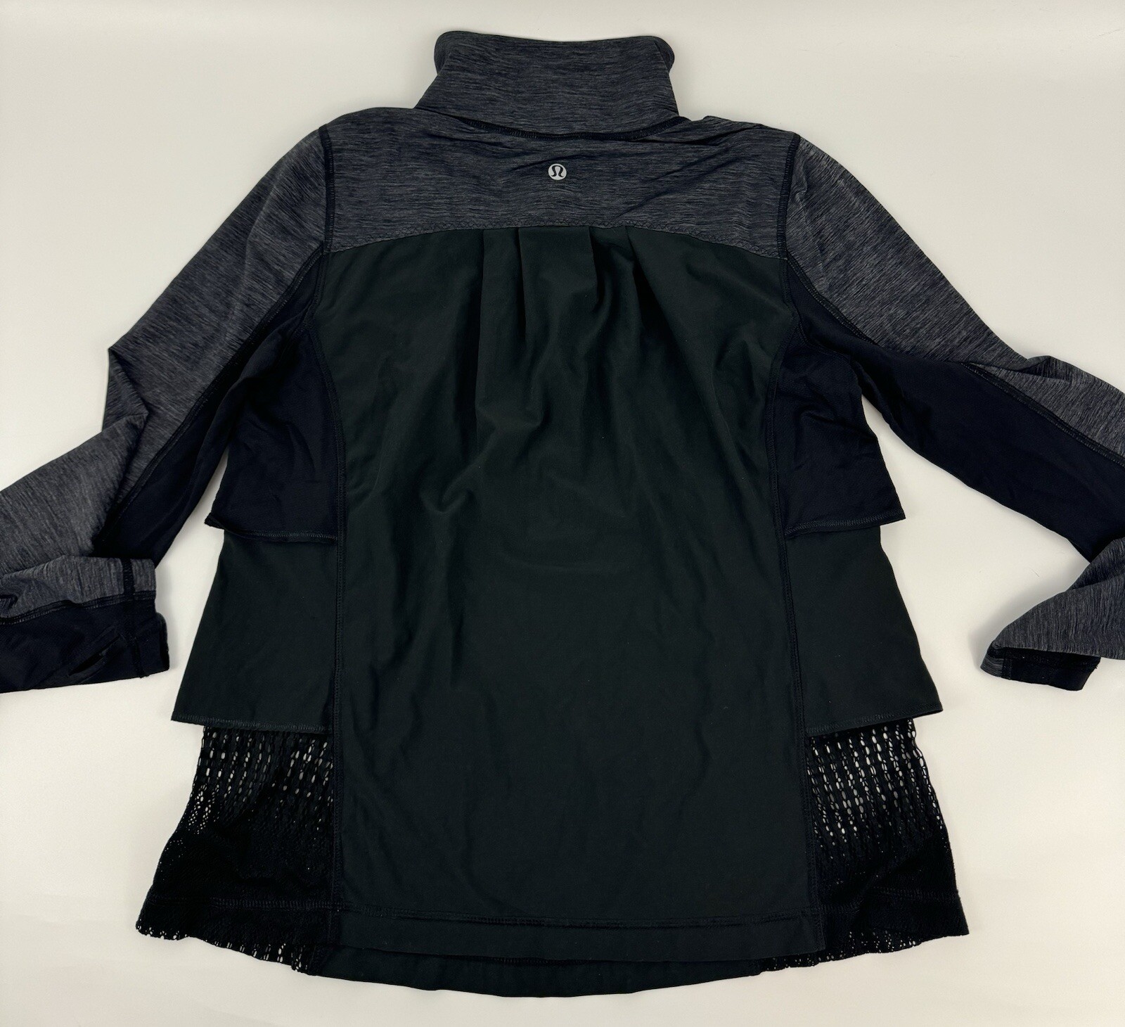 Lululemon Sun Runner Hybrid Pullover Shirt Jacket Sz 8 Black Grey Women’s