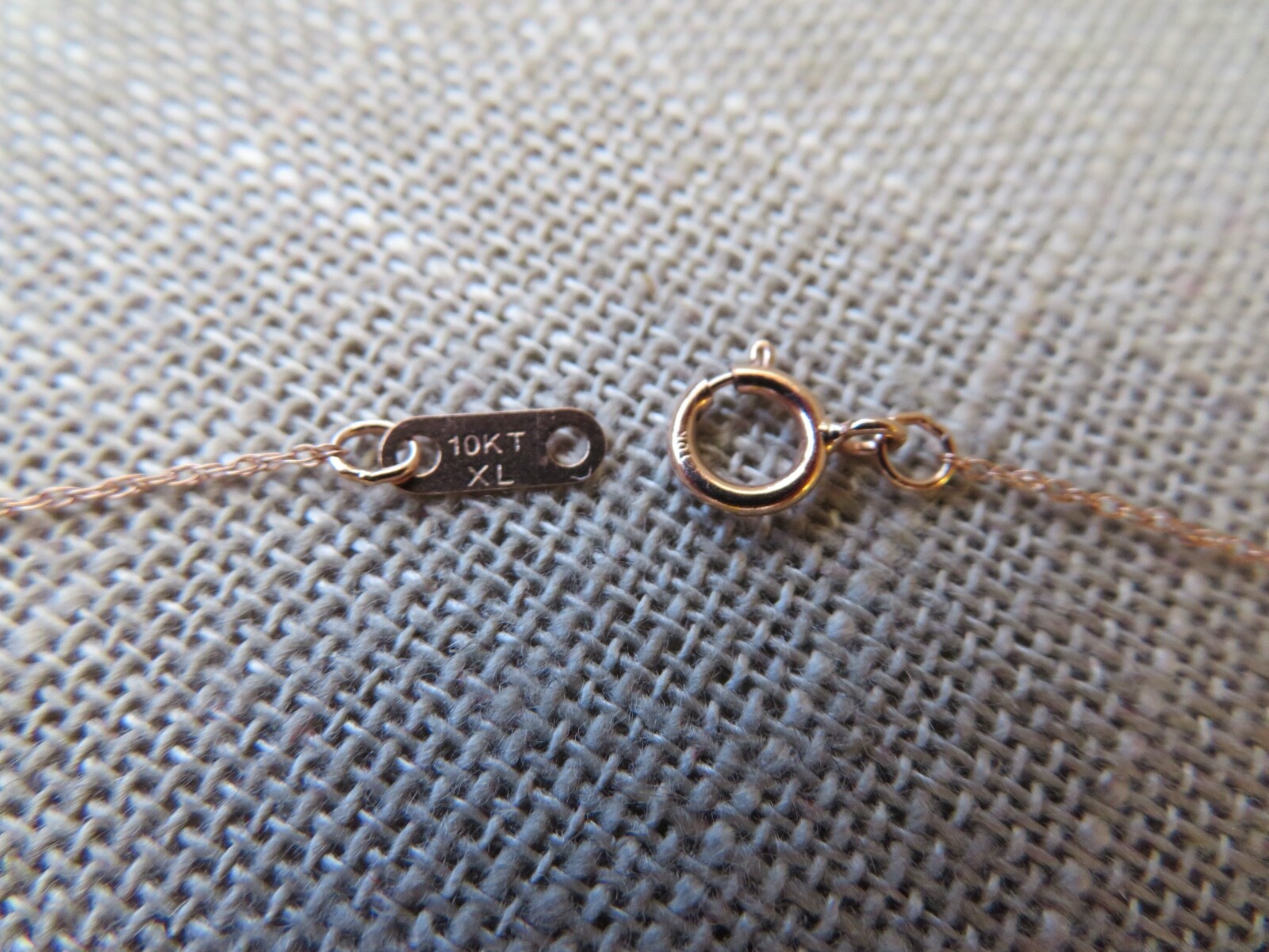 10K Solid Gold Diamond Heart Infinity Pendant  Ne… - image 5