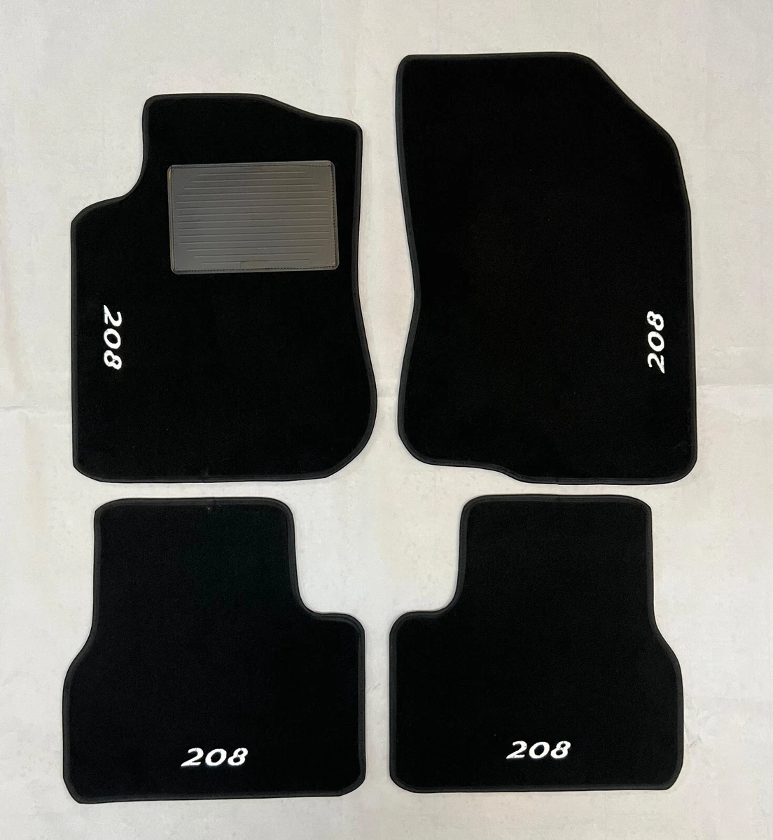 M MOTOS Tappetino per conducente Velours Premium 1 pezzo compatibile con Peugeot 208 I 2012-2019