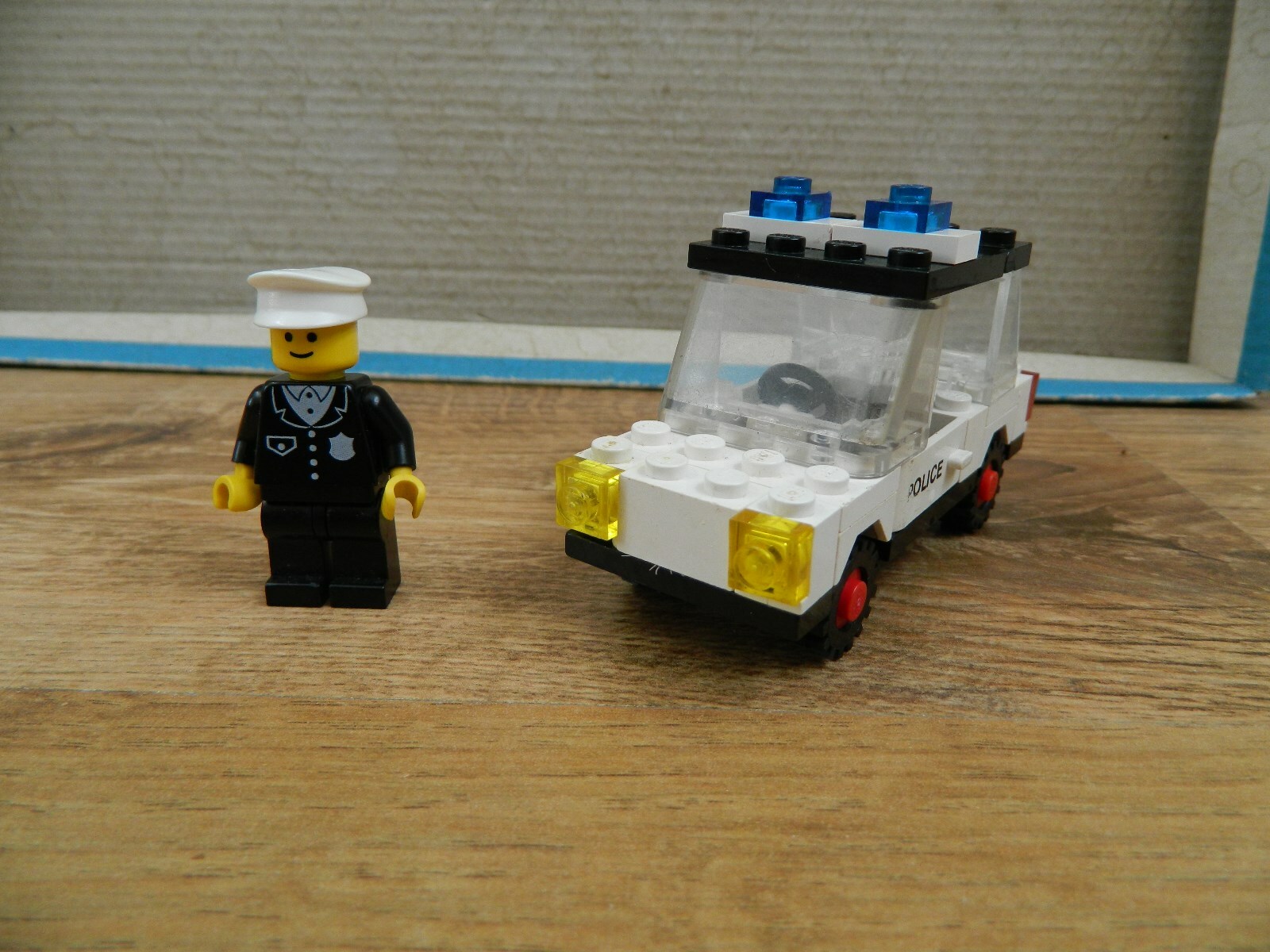 lego vintage police car