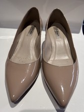 LK Bennet Patent Nude Leather Kitten Heeled Women?s Shoes UK 7 EU 40